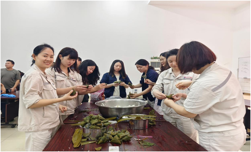 巧手过端午，佳节暖人心